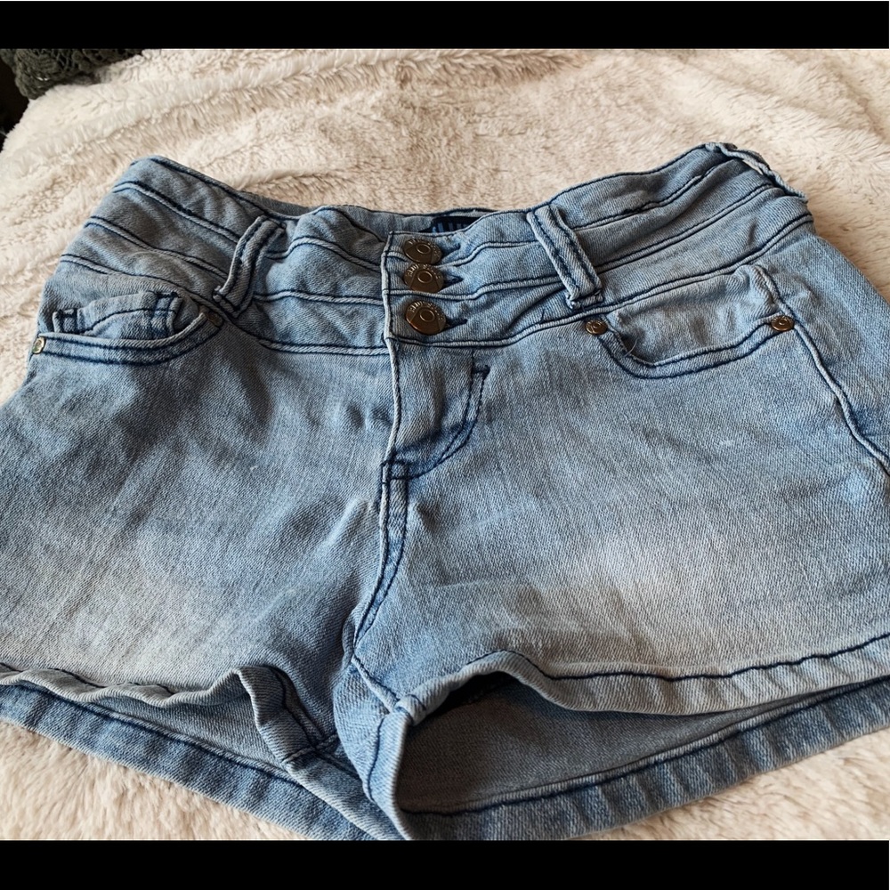 Women’s Jean Shorts